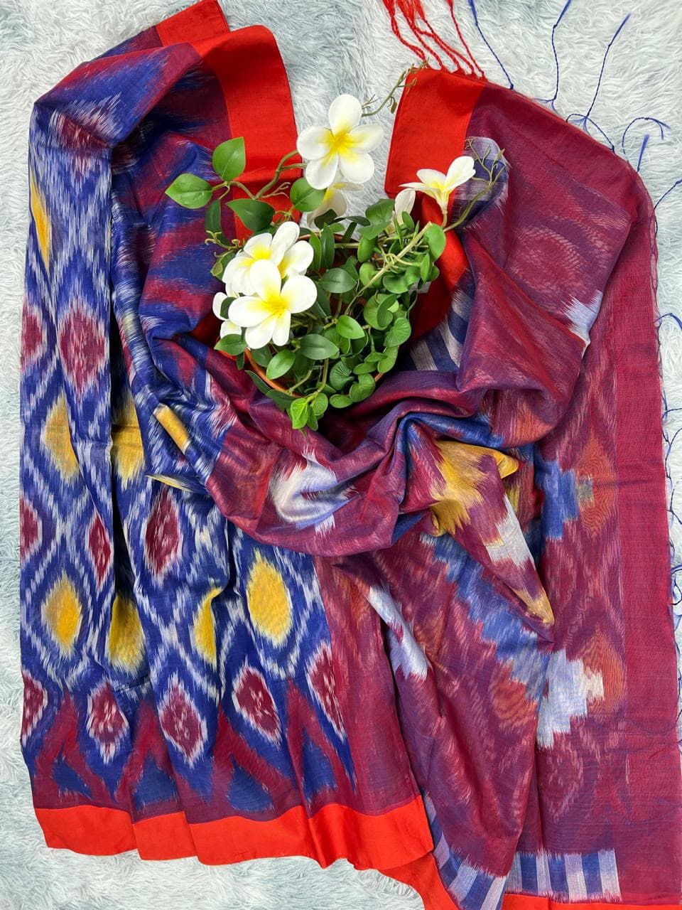 Ekkot Saree